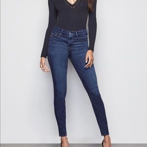 Good American “Good Legs” jeans - size 6/28